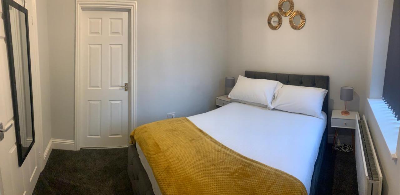 Gateshead Serviced Apartment Ideal For Contractors And Vacationing Exterior foto